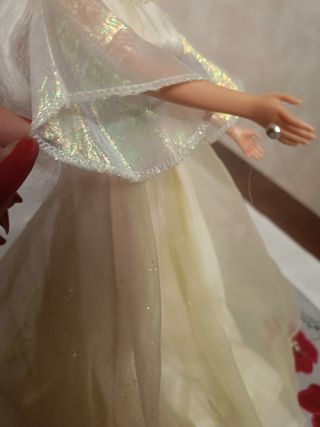 Barbie con vestito da sera