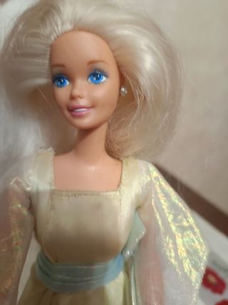 Barbie con vestito da sera