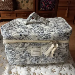 Neceser estampado floral