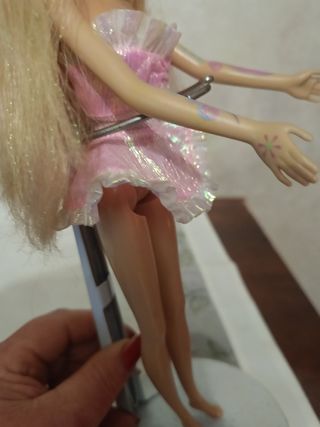 Barbie con vestito rosa