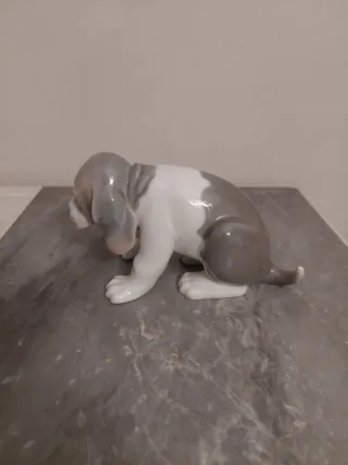 Lladrò cane Perro Lastimero