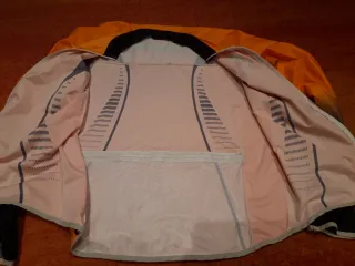 Cortavientos Zirauna Atletismo Talla L zumarraga