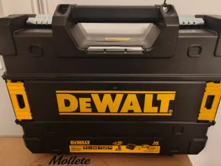 Taladro Percutor DeWalt XR DCD778