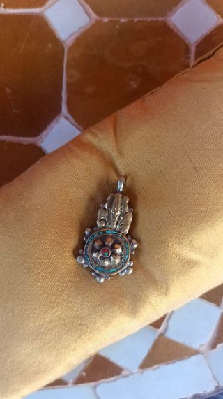 Colgante budista tibetano