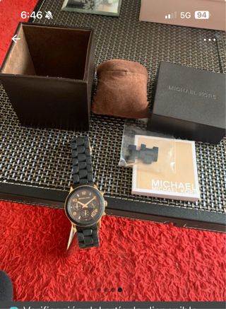 Reloj Michael Kors Negro y Dorado nuevo a estrenar