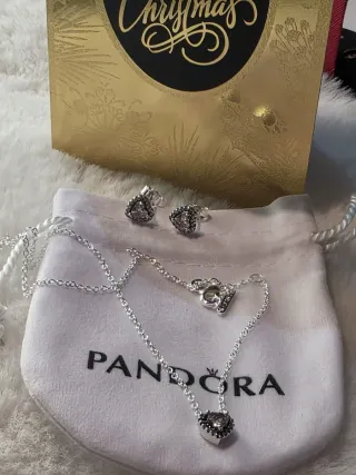 Conjunto Pandora Corazón Plata y Rosa
