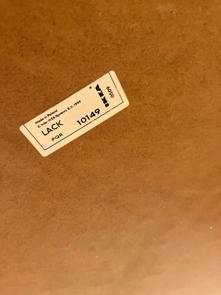 Mesa auxiliar roja Lack