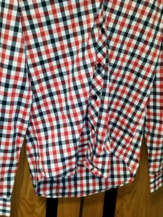 Camisa Zara a cuadros roja y negra