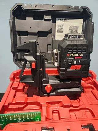 Livella Laser Parkside Performance