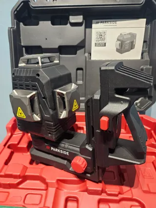 Livella Laser Parkside Performance