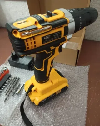 TALADRO ATORNILLADOR MULTIFUNCIONAL.