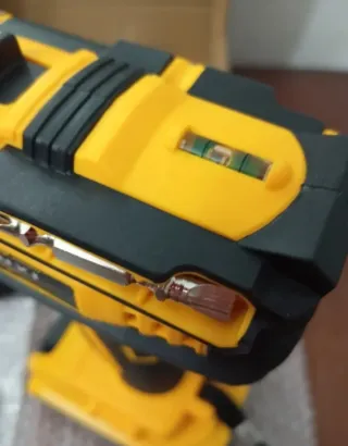 TALADRO ATORNILLADOR MULTIFUNCIONAL.