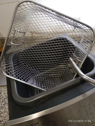 Freidora 1 litro Ufesa Excelisinox Compact