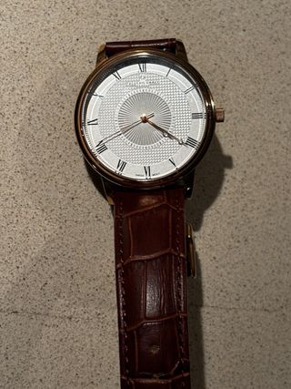 Reloj Frederic Graff dorado