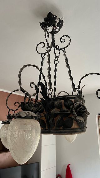 Lampadario ferro battuto