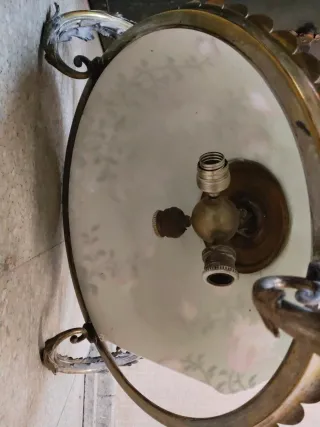 Lámpara de techo bronce,antigua