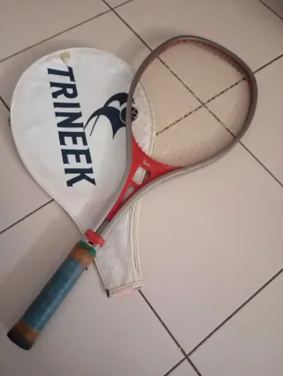 Raqueta de tenis Trineek con funda