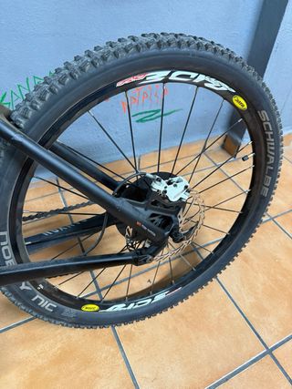 Canyon Nerve Doppia Sospensione in Alluminio