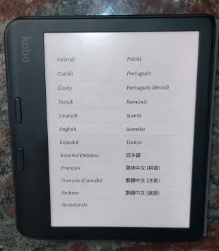Ereader Kobo Libra Colour + custodia nuova