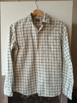 Camisa de cuadros verde y blanco