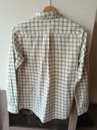 Camisa de cuadros verde y blanco