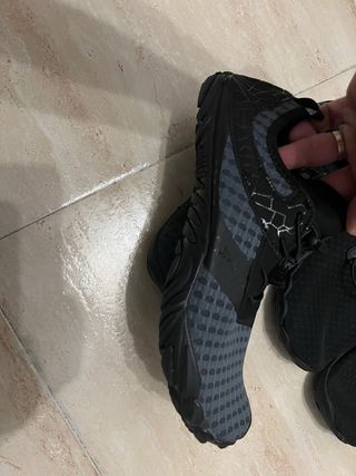 Zapatillas Barefoot Negras y Grises