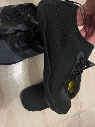 Zapatillas Barefoot Negras y Grises