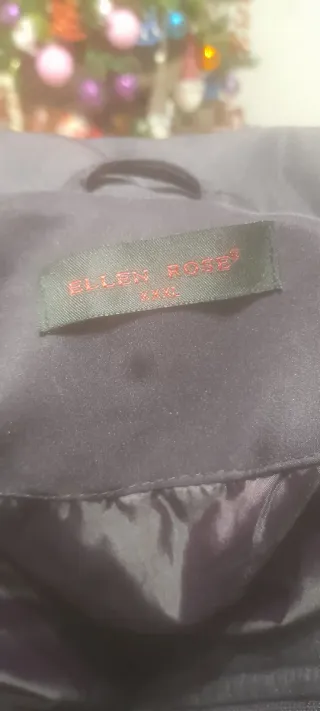 Piumino donna con cappuccio viola