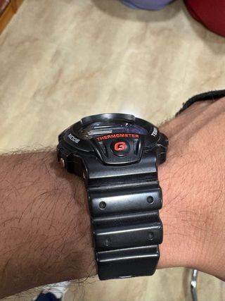 Reloj Casio G-Shock DW-6100 Negro/Rojo