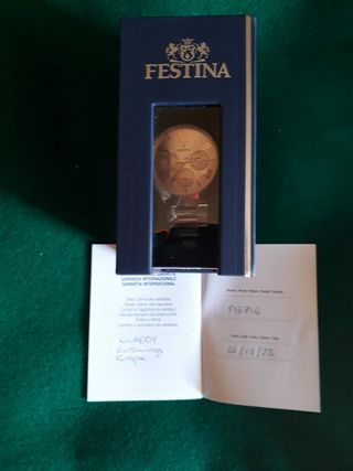 Reloj Festina esfera rosa y dorada