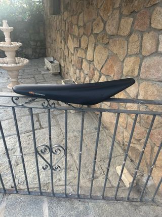 Asiento alto KTM +3