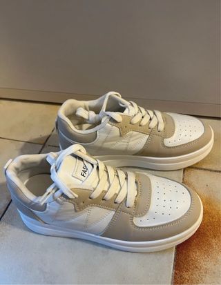 Scarpe sneakers donna beige e bianche