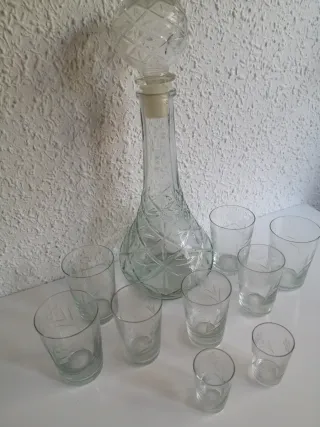 Licorera y 8 Vasos Cristal Tallado