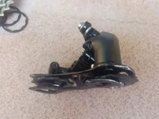 Cambio y desviador Shimano 105 Carretera