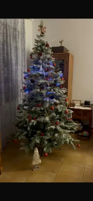 Árbol de Navidad decorado