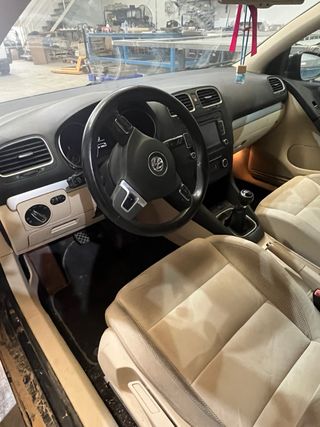 Volkswagen Golf 2010