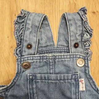 Vestido peto vaquero talla 12 meses