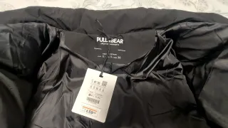 Cazadora Pull and Bear Negra Talla S