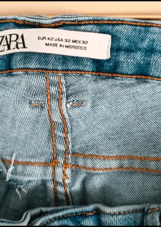 Vaqueros pitillo Zara hombre azul