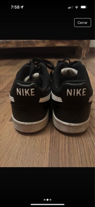 Zapatillas Nike Negras y Blancas