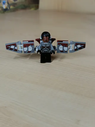 LEGO Marvel Super Heroes 76104 Hulkbuster