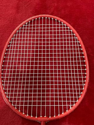 Raqueta de pádel con funda