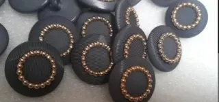 Lote 14 botones- 9 colores