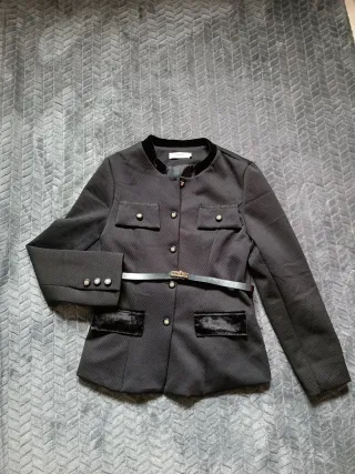 Chaqueta vestir con cinturón