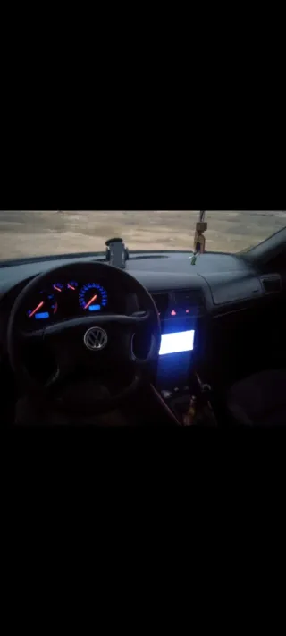 Volkswagen GOLF 4 2002