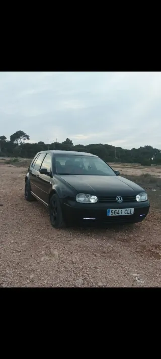 Volkswagen GOLF 4 2002