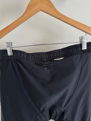 Pantalón corto running hombre