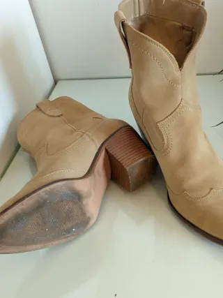 Botín serraje beige