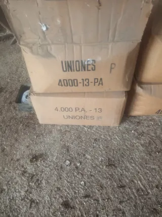 Grapas para flejes metálicos