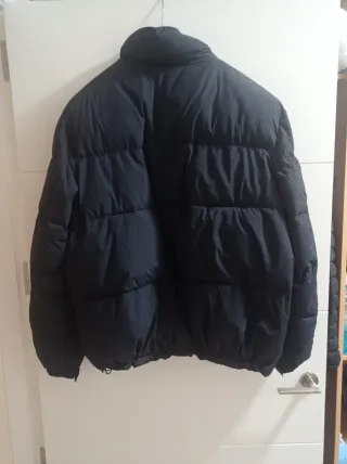 Cazadora acolchada azul marino Zara